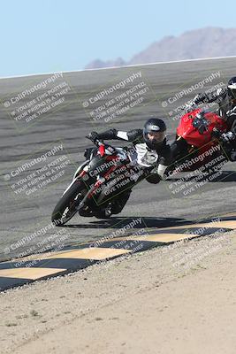 media/Oct-13-2025-Moto Forza (Mon) [[a66d839500]]/4-C Group/Session 2 (Bowl)/